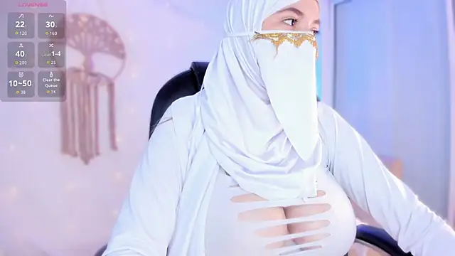 Snapshot of salma_isawwii chatting on 11.16.25 salma isawwii online show from 11.16.25