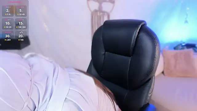 Snapshot of salma_isawwii chatting on 11.29.25 salma isawwii online show from 11.29.25