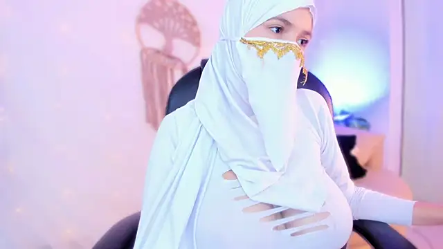 Snapshot of salma_isawwii chatting on 01.05.26 salma isawwii online show from 01.05.26