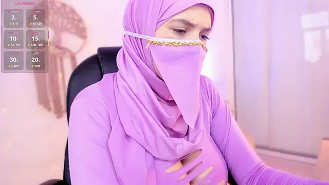 Snapshot of salma_isawwii chatting on 01.07.26 salma isawwii online show from 01.07.26