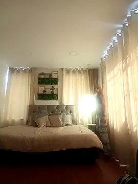 zohet kriss online show from 10.09.25