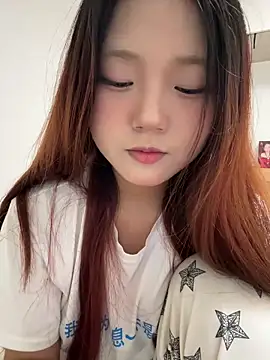Snapshot of mimi9420 chatting on 05.10.26 mimi9420 online show from 05.10.26