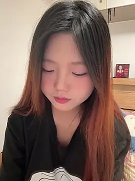 Snapshot of mimi9420 chatting on 05.29.26 mimi9420 online show from 05.29.26