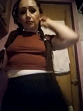 Snapshot of Dirtywhitebitch5150 chatting on 09.17.25 Dirtywhitebitch5150 online show from 09.17.25