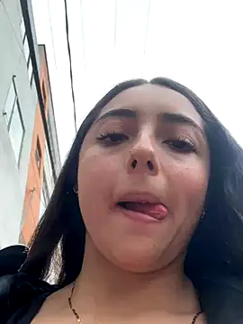 Dulce 1408 online show from 10.24.25