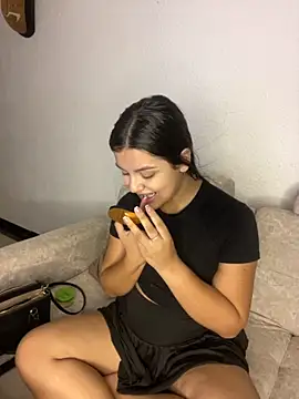 lunita sweet5 online show from 09.10.25