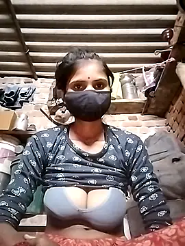 Snapshot of Joshi_Love143 chatting on 12.15.25 Joshi Love143 online show from 12.15.25