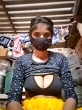 Snapshot of Joshi_Love143 chatting on 12.20.25 Joshi Love143 online show from 12.20.25