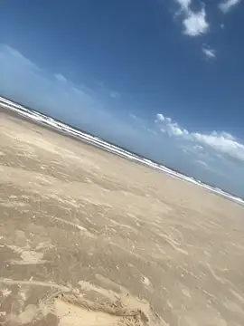 Snapshot of Deusasafada chatting on 11.21.25 Deusasafada online show from 11.21.25