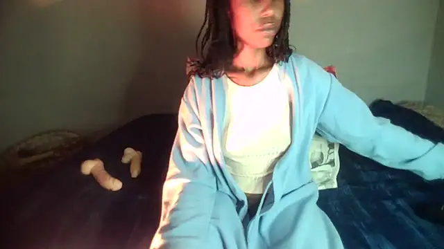 Snapshot of blueyXxX chatting on 05.24.26 blueyXxX online show from 05.24.26