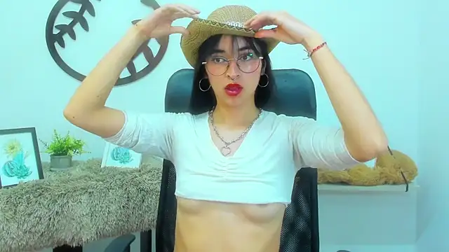  Amatista Fire online show from 10.22.25