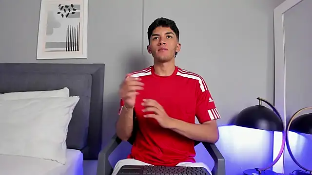 Tylerffoxx online show from 01.31.26