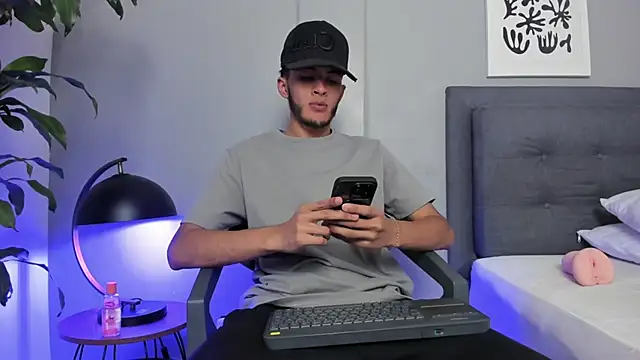 Tylerffoxx online show from 05.23.26