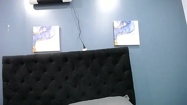 Jheampiiero online show from 11.06.25