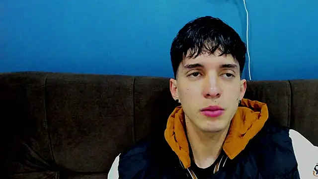 Jheampiiero online show from 12.18.25