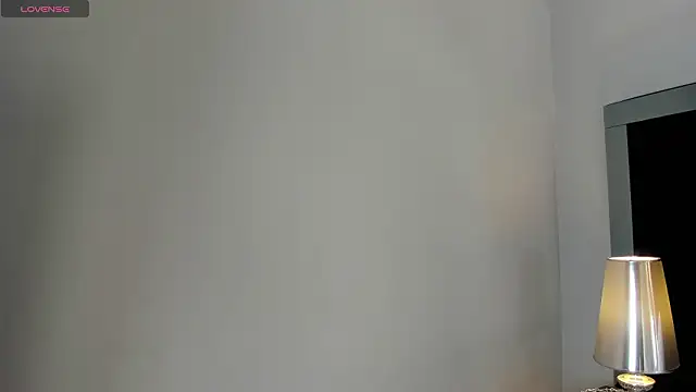 Snapshot of CarolineLee_ chatting on 02.04.26 CarolineLee online show from 02.04.26