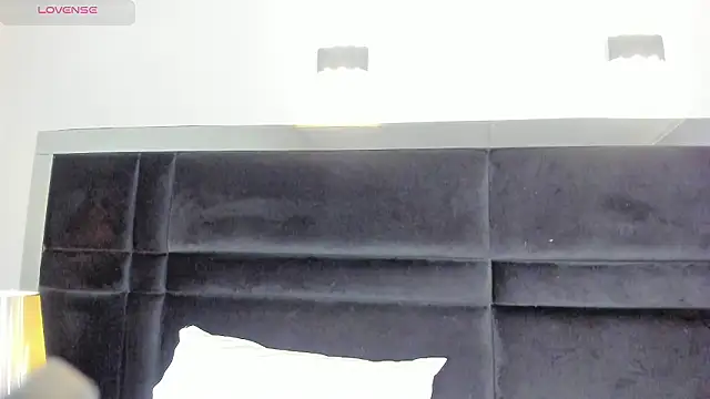 Snapshot of CarolineLee_ chatting on 02.05.26 CarolineLee online show from 02.05.26