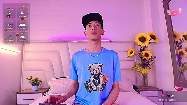 Ashton Myers online show from 10.02.25