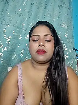 Snapshot of hornypriya696 chatting on 10.15.25 hornypriya696 online show from 10.15.25