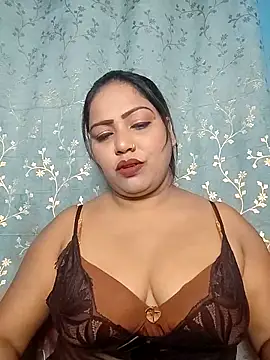 Snapshot of hornypriya696 chatting on 11.01.25 hornypriya696 online show from 11.01.25