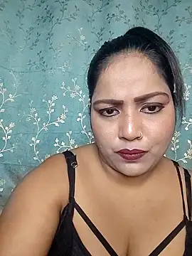 Snapshot of hornypriya696 chatting on 11.04.25 hornypriya696 online show from 11.04.25