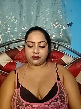 Snapshot of hornypriya696 chatting on 11.25.25 hornypriya696 online show from 11.25.25