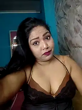 Snapshot of hornypriya696 chatting on 12.05.25 hornypriya696 online show from 12.05.25