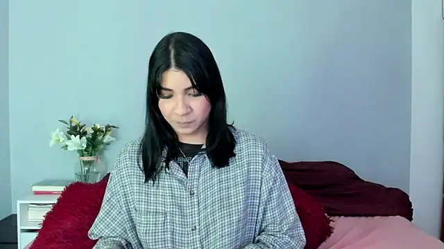 Laura-angeel online show from 11.27.25