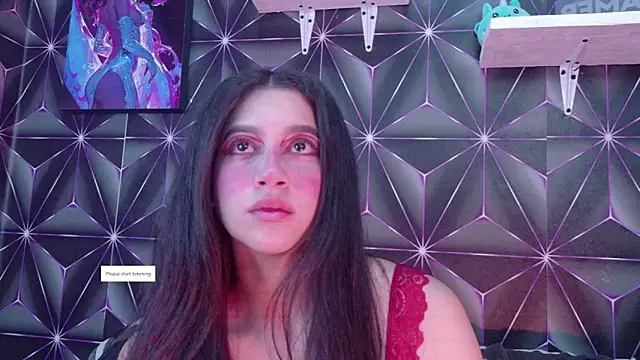 Megan Luxe online show from 09.17.25