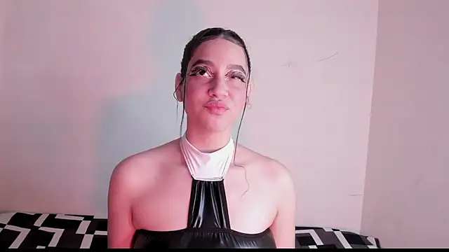 Megan Luxe online show from 03.01.26