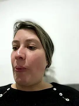 Snapshot of Abby-LS chatting on 09.28.25 Abby-LS online show from 09.28.25