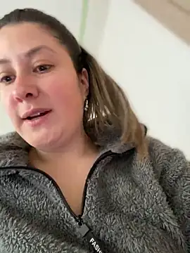 Snapshot of Abby-LS chatting on 09.30.25 Abby-LS online show from 09.30.25