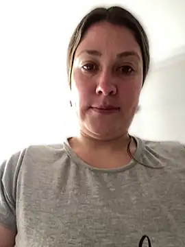 Snapshot of Abby-LS chatting on 10.06.25 Abby-LS online show from 10.06.25