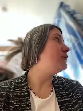 Snapshot of Abby-LS chatting on 10.21.25 Abby-LS online show from 10.21.25