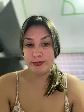 Snapshot of Abby-LS chatting on 11.04.25 Abby-LS online show from 11.04.25