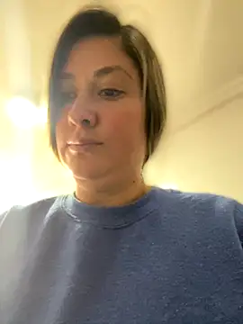 Snapshot of Abby-LS chatting on 11.07.25 Abby-LS online show from 11.07.25