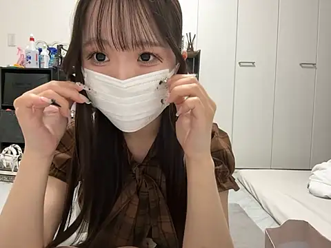 Snapshot of nano-da-u chatting on 09.14.25 nano-da-u online show from 09.14.25