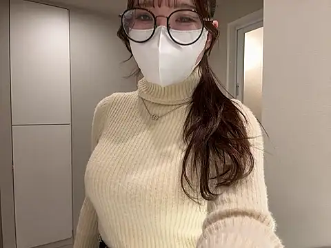 Snapshot of nano-da-u chatting on 02.19.26 nano-da-u online show from 02.19.26