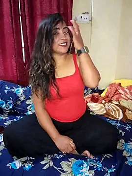 Snapshot of Hotbhabi305 chatting on 10.29.25 Hotbhabi305 online show from 10.29.25