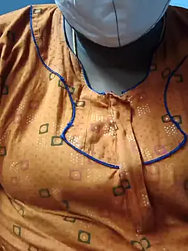 Snapshot of TAMIL_ELAKKIYA chatting on 11.28.25 TAMIL ELAKKIYA online show from 11.28.25