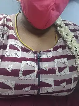 Snapshot of TAMIL_ELAKKIYA chatting on 07.01.26 TAMIL ELAKKIYA online show from 07.01.26