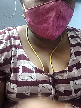 Snapshot of TAMIL_ELAKKIYA chatting on 07.08.26 TAMIL ELAKKIYA online show from 07.08.26