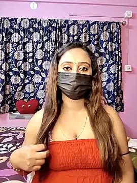 Snapshot of Cute-lusi chatting on 03.29.26 Cute-lusi online show from 03.29.26