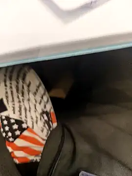 Snapshot of hotboy43339 chatting on 11.25.25 hotboy43339 online show from 11.25.25