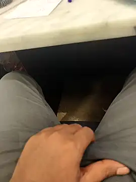 Snapshot of hotboy43339 chatting on 11.27.25 hotboy43339 online show from 11.27.25