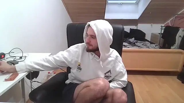 Snapshot of Bez3ybik chatting on 09.10.25 Bez3ybik online show from 09.10.25