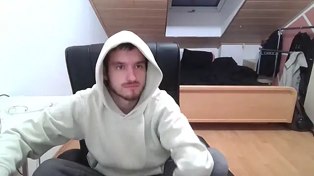 Snapshot of Bez3ybik chatting on 11.01.25 Bez3ybik online show from 11.01.25