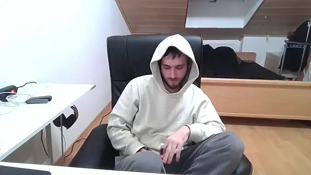 Snapshot of Bez3ybik chatting on 11.07.25 Bez3ybik online show from 11.07.25