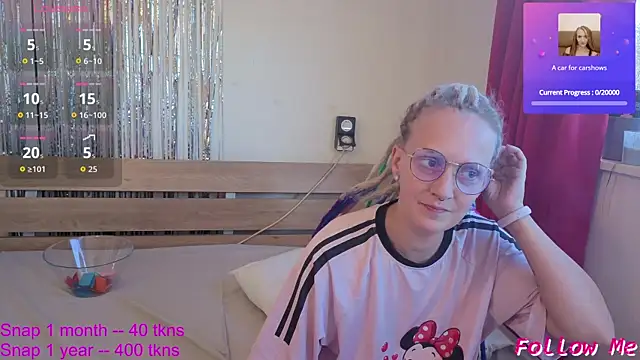 lisa yummi online show from 09.26.25