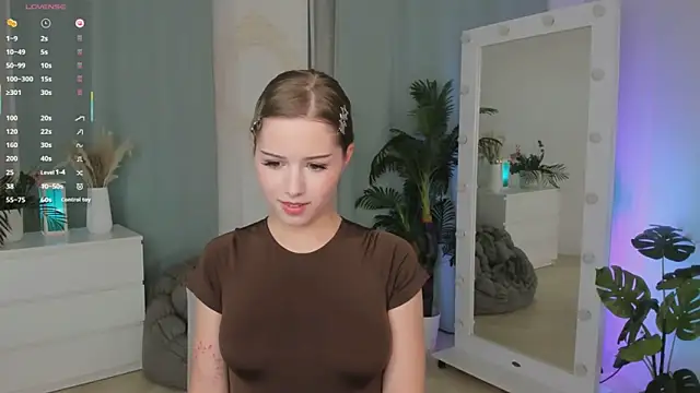 JanetMoor online show from 12.05.25